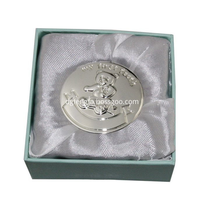 Hot Sell Zinc Alloy Little Bear Tooth Box