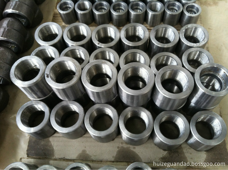 하프 커플 링 F-npt B16.11 A105, Bossgoo.com의 고품질 하프 커플 링 F-npt B16.11 A105
