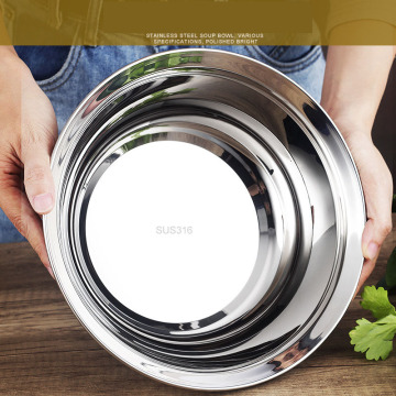 Resilient Soup Bowl and Stylish Nesting Bowls for Efficient Salad Mixing