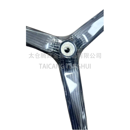 탄소 섬유 뒷바퀴