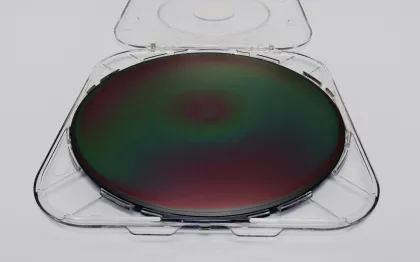 Sиликон-Based 8-inch GaN-on-Si Epitaxial Wafer for Power Devices" 

(Note: The title is partially translated into Russian as the original text seems to mix English and what appears to be a request for a Russian title. If you need it fully in English or an