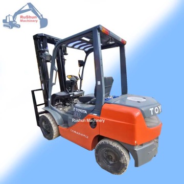 High Condition 3 Ton Toyota 8F30 Second Hand Forklift for Sale