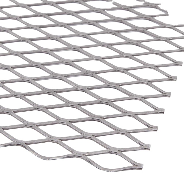 Lightweight metal stretch mesh