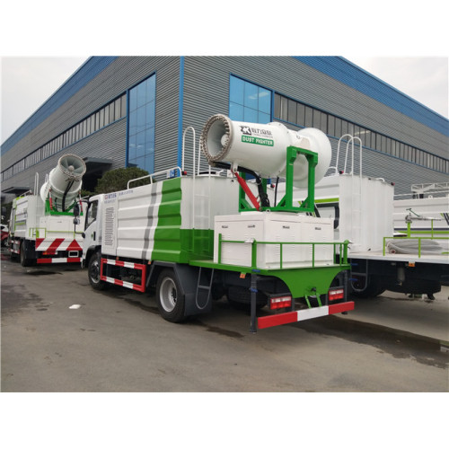 2000 gallons Dongfeng Dust Prevention Tanker Trucks