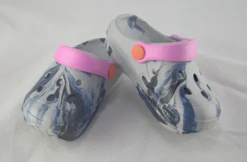 Popular Children's EVA Clogs Customized