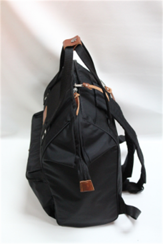 Versatile And Spacious Shoulder Bag