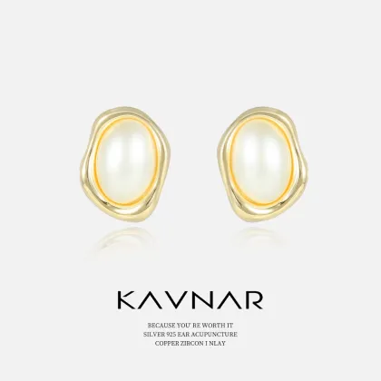 High-end Irregular Rhombus Pearl Stud Earrings