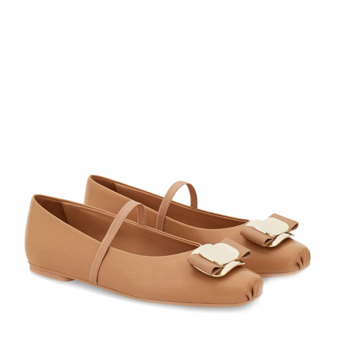 Delicate Women's Flat Leather Ballet Slippers