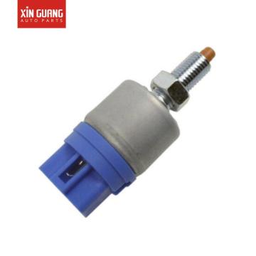 Interruttore della luce del freno compatibile con Toyota 84340-06010 84340-32070 84340-32110 84340-35030 84340-50020