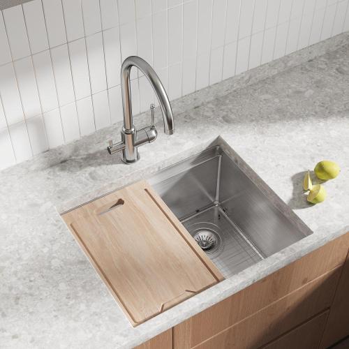 Innovatives und multifunktionales Sink Design 23 Zoll