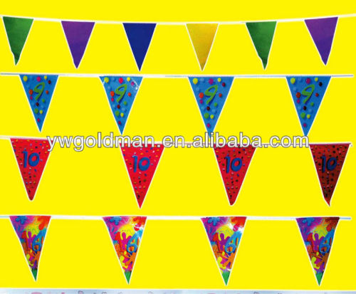 High quality customizable triangle flag banner