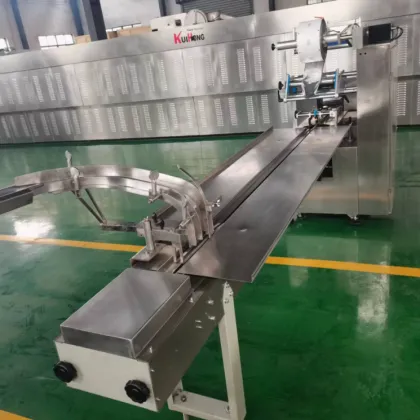 Oreo Cookie Biscuit Sandwich and Automatic Connection Biscuit Packing Machine