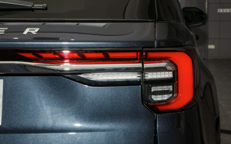 Ford Explorer Ford Explorer