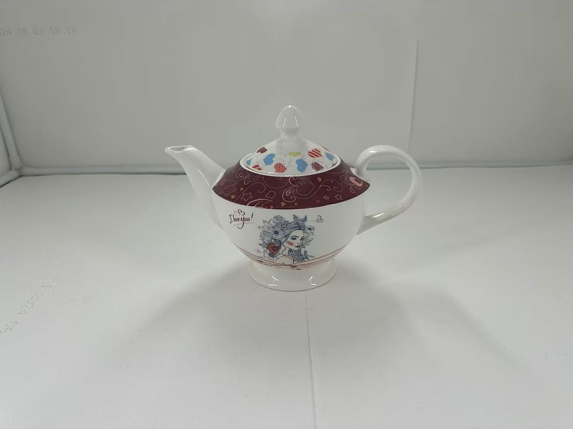 pink ceramic kettle with lid