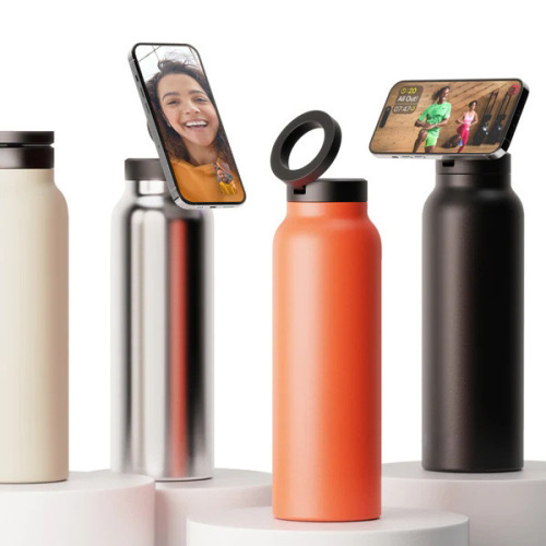 Creative magnetic phone handle water cup