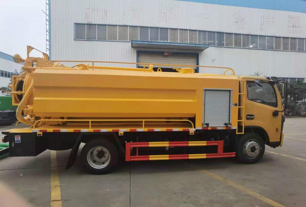 Sewage Suction Truck 6