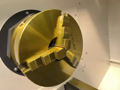 CK61125E: 3-Gear CNC Lathe Machine Tool Equipment