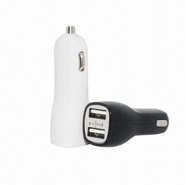 Double USB Car Chargers for iPad with 2A Output, 12V Input Voltage