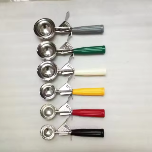 مغرفة آيس كريم معدنية