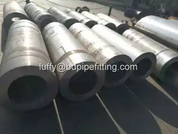 Heavywall forged pipe seamless