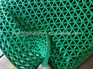 PVC hexagonal hollow antiskid floor mat cleaning machine