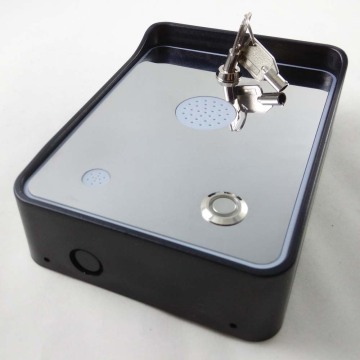 GSM Intercom for flats, apartments or offices electric door and gate opener