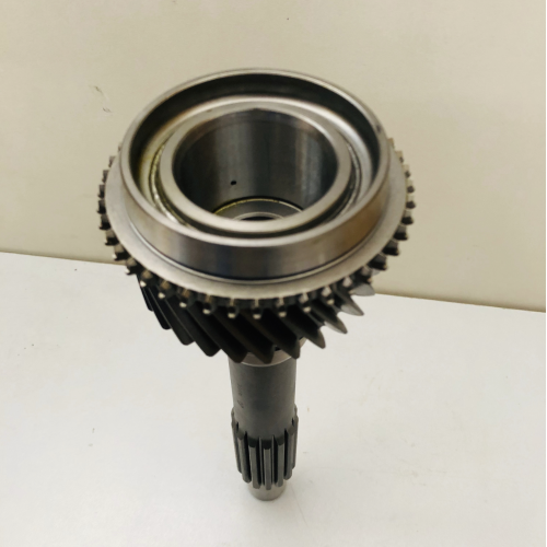OEM 8972529241 TY-KE-24-27 8-97252-924-1 Auto Parts Input Transmission Gear Shaft 28 Teeth for ISUZU 4HG1