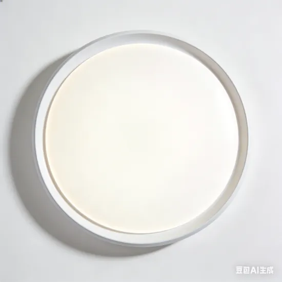 Ceiling lamp with soft light spread