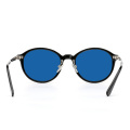 Polarized Sunglasses with Carbon Fiber