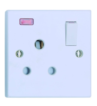 1 Gang 15AMP Switched Round Pin Neon Socket