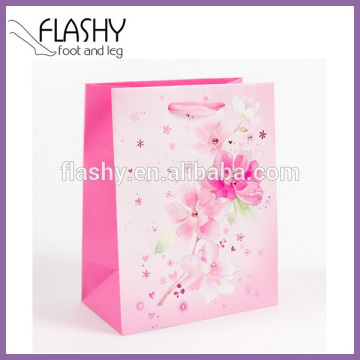 Luxury paper gift bag for festival custom color gift bag