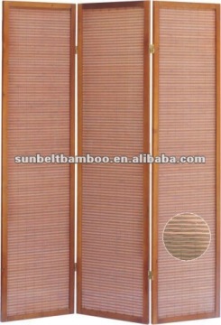 Natural wooden screen