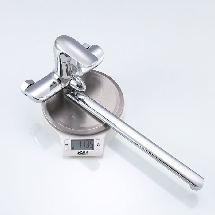 Sleek Zinc Alloy Shower/Bath Mixer Design