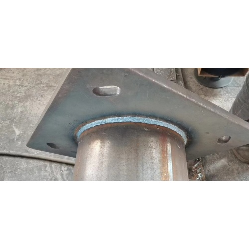 Q235 galvanized street lighting pole light post