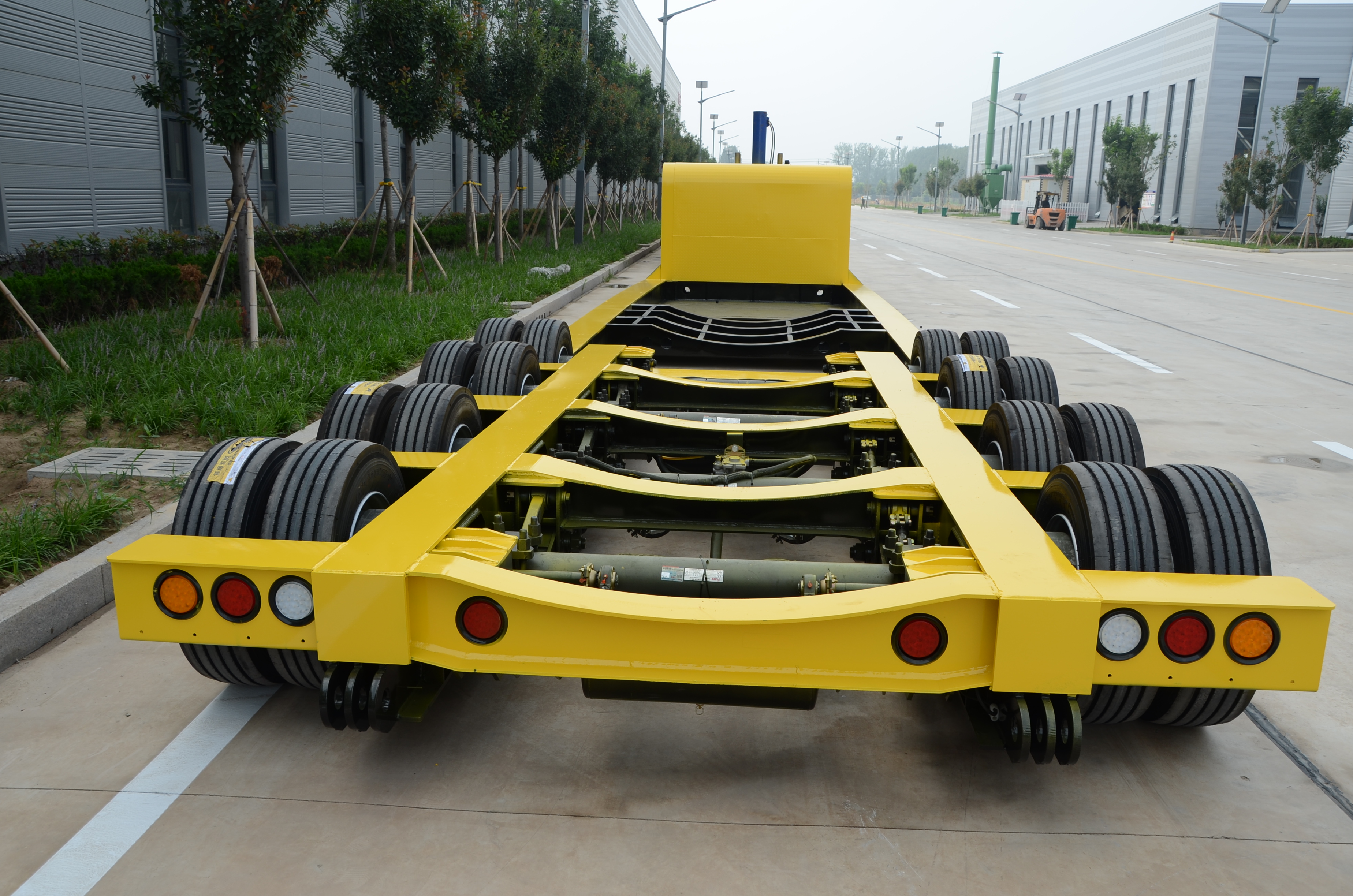 3 axles low bed trailer price (5)