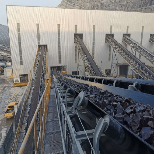 Flexibly adapted mine loading station