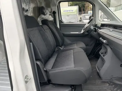 FOTON View i7 Electric Van 360km Electric Vehicle Cargo Transport