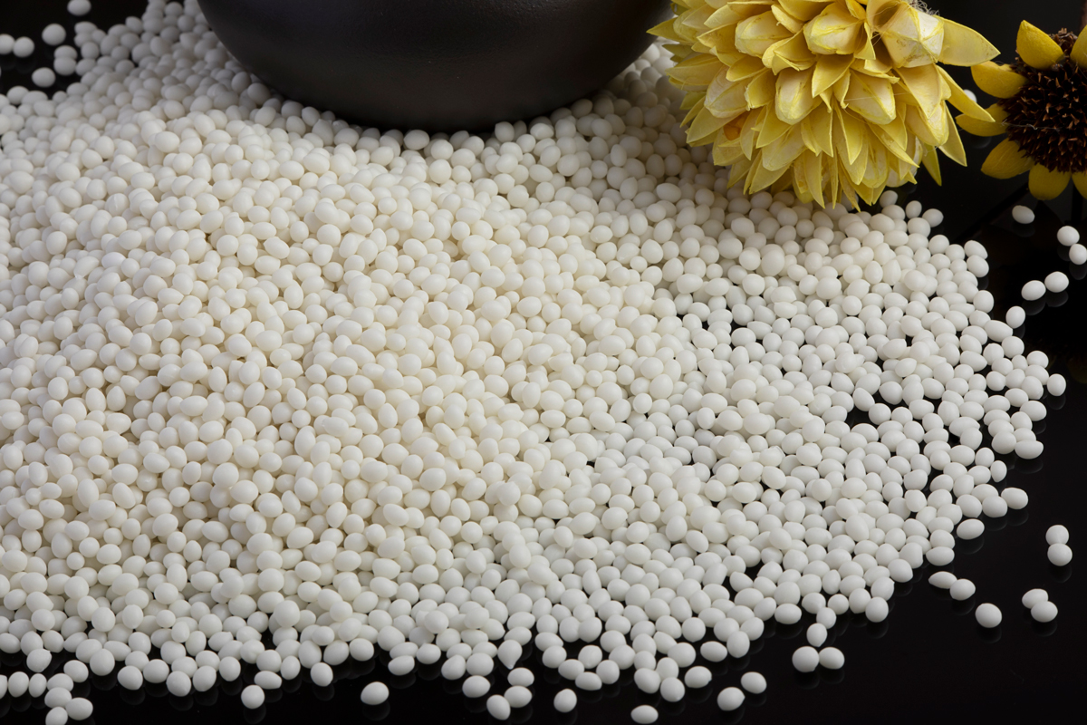 High temperature hot melt adhesive