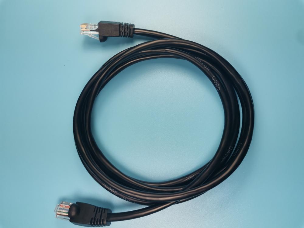 Kostenloses Muster für rundes/flaches Cat5E-Kabel