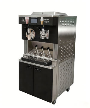 Macchina per gelato e frappè per gelateria