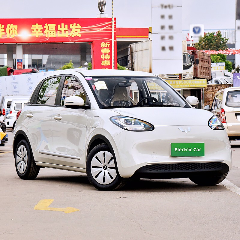 Pure electric small 4-seater wuling bingo