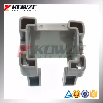 Left Headlamp Washer Collar For L200 KB4T KG4W KG6W KH4W KH6W KH8W KH9W 8264A133
