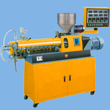 Twin screw extruder / Equipment control