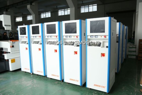 Qualtiy &amp; Harga Rendah CNC Wire Cut EDM Machine