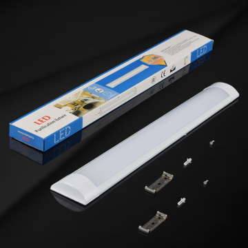 Kilang berkualiti tinggi Sistem cahaya LED LED Aluminium Battens 1200mm