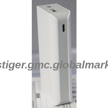 5600mah  Po charger for smartphone with 4 LED indicators