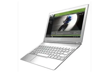 Acer S7-391-6810 Touchscreen Ultrabook.Core i5-3317U, 4GB, 128GB SSD, 1080P