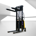Mini Electric Stacker Auto-chargement Forklift Truck