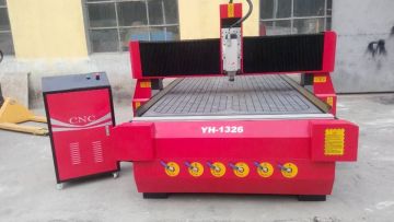 2500*1300mm Powerful 7.5kw Industrial Wood/Furniture Engraver Air Cooling Yh-1326