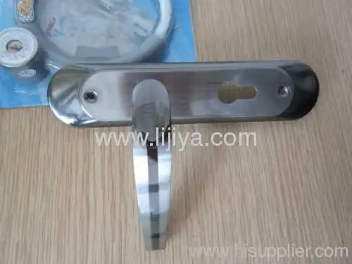 Self Locking Door Lock 